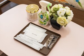 Séchoir à cheveux, serviettes fournies