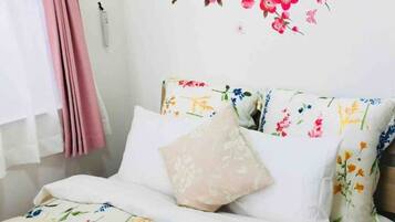 1 bedroom, desk, iron/ironing board, free WiFi