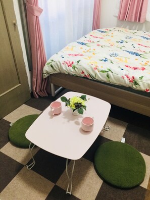 1 bedroom, desk, iron/ironing board, free WiFi