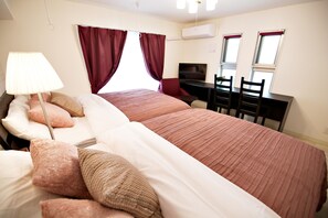 1 室のベッドル��ーム、デスク、アイロン / アイロン台、WiFi (無料)