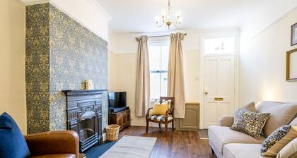 Victoria Cottage - a family break that sleeps 4 guests in 2 bedrooms