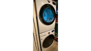 Unclassified image, 2 of 14, button