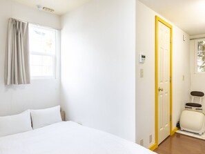 1 bedroom, free WiFi, bed sheets - With foot massager Twin room double bed x 2 u / Minamitsuru-gun Yamanashi (Minamitsuru-gun)