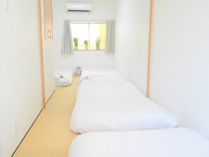 2 chambres, bureau, fer et planche à repasser, Wi-Fi gratuit