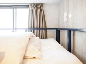1 habitación, escritorio, wifi gratis y ropa de cama 