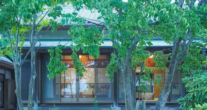 An old farmers house BBQ in the gazebo karaoke - Nakagawa Bettei / Otawara Tochigi