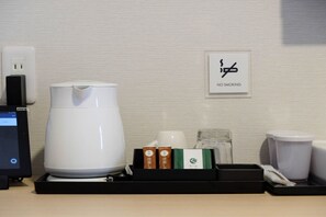 Kaffee und/oder Kaffeemaschine