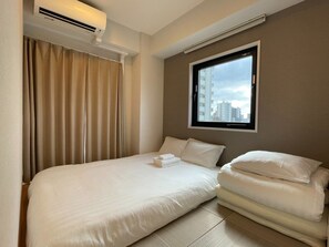 1 bedroom, desk, iron/ironing board, free WiFi