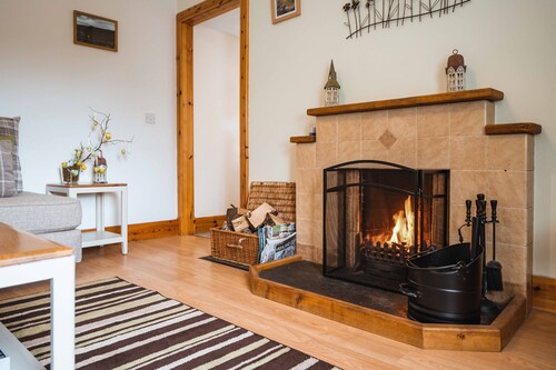 Ploughmans Cottage -  a rural that sleeps 4 guests  in 2 bedrooms