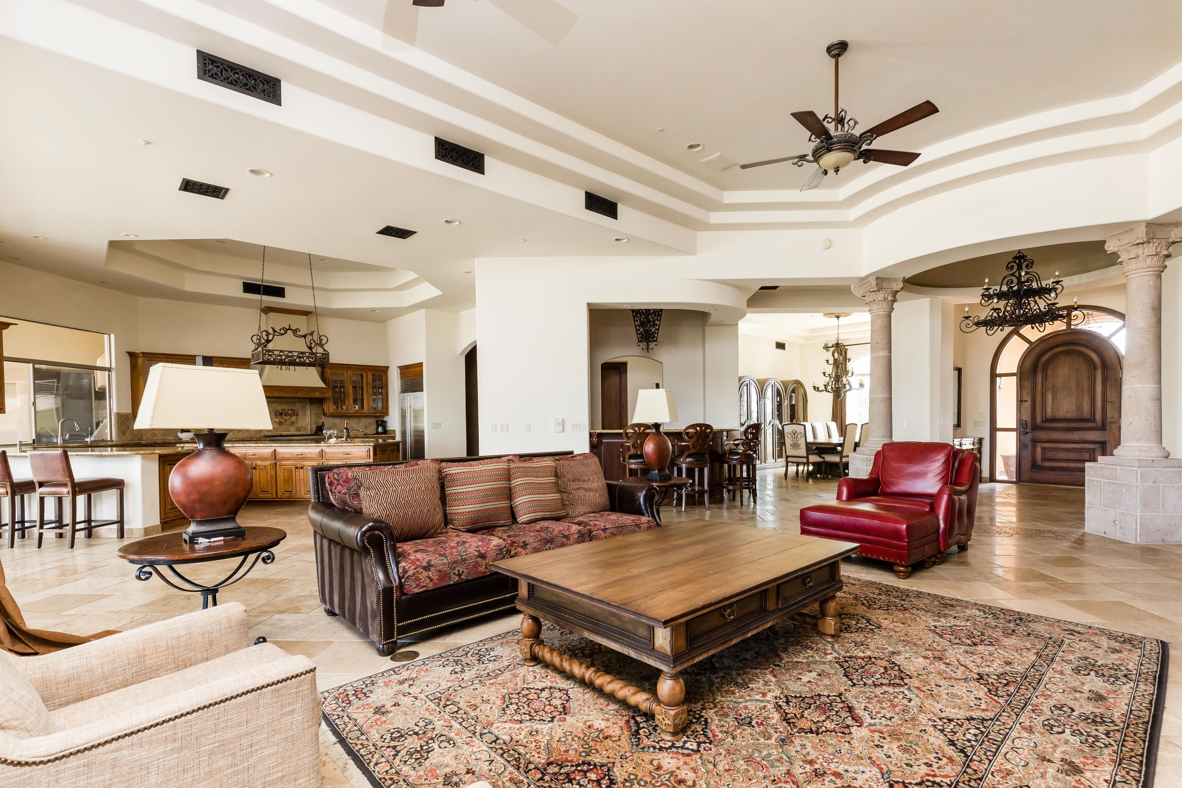 Tropical Resort Ambience - Hawaiian-Style Pool