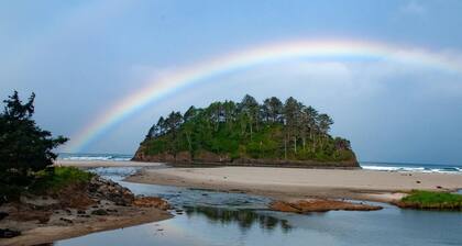 Neskowin Gem - Beach Front Property