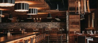 Luxe Trailside! Bike + Ski On/Off. Closest unit to hot tub, lift, hotel & trail!