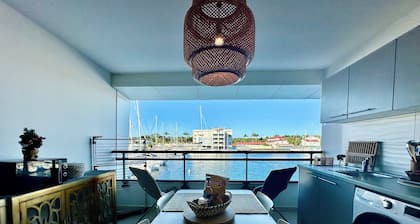 Studio in the heart of Saint François on the Marina
