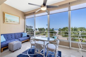 Photo non classée, 5 sur 24, bouton