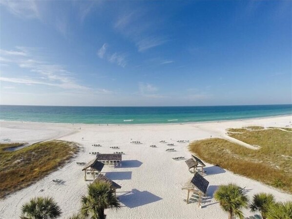 Beach - Horizons West Unit 108 - Great Gulf View on #1 Beach (Sarasota)
