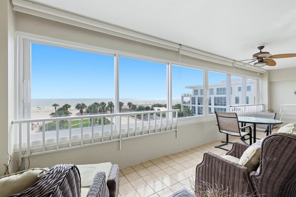 Interior - Horizons West Unit #206 - Great View - Great Beach on Siesta Key! (Sarasota)