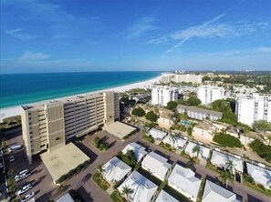 Imagen sin descripción, 3 de 18, botón