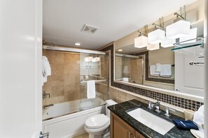 Bathroom - Horizons West Unit #503 - Crescent Beach View - Spectacular! (Sarasota)