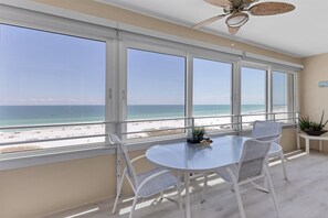 Dining - Horizons West #705 - Gulf of Mexico View - Crescent Beach-Front (Sarasota)