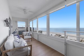 Unclassified image, 4 of 49, button