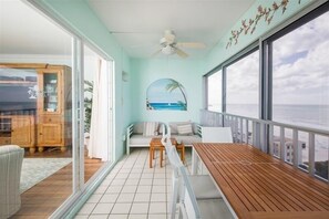 Imagen sin descripción, 4 de 25, botón