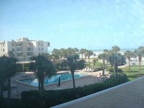 Unclassified image, 4 of 14, button