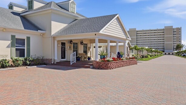 Exterior - Horizons West Unit #112 - A "Getaway with a Gulf View" (Sarasota)