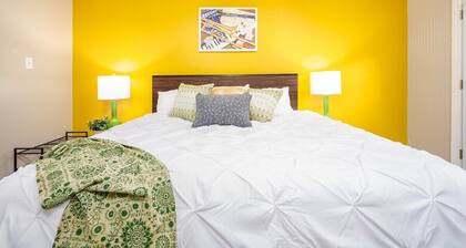 Healthcare Stay• Fast WiFi• W/D• King Bed• TV• Pet