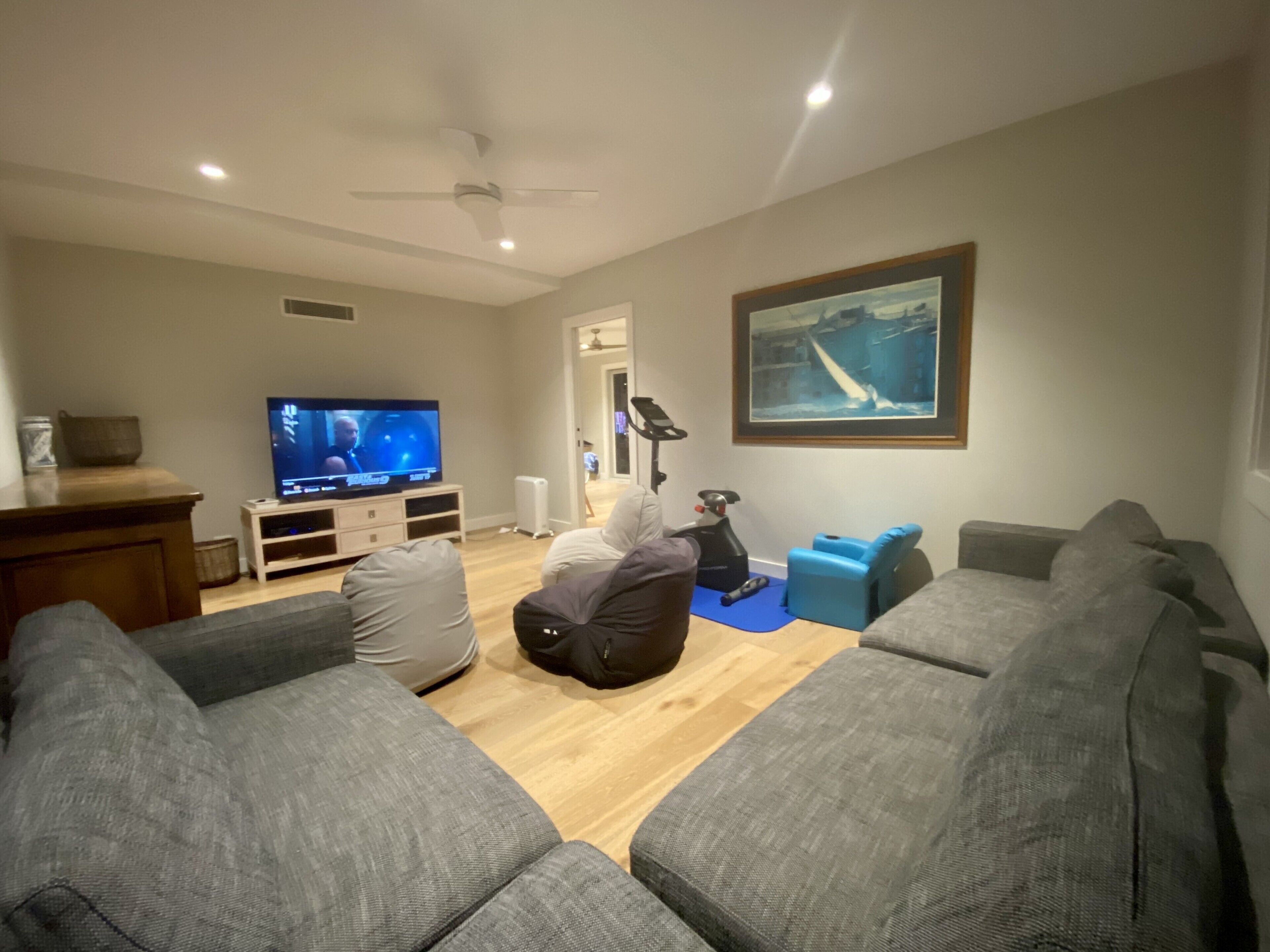 Luxury family resort style Palm Beach home  — image 21