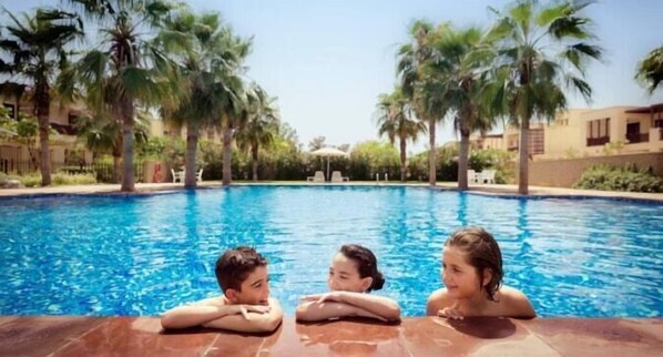 Outdoor pool - R&H 3BR Villa in RAK Beach Access 172 (Ras Al Khaimah)