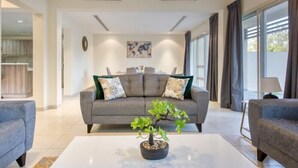 Villa, 3 soverom | Oppholdsrom | LCD-TV
