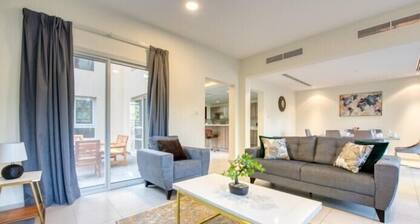 R&H 3BR Villa in RAK Beach Access 172