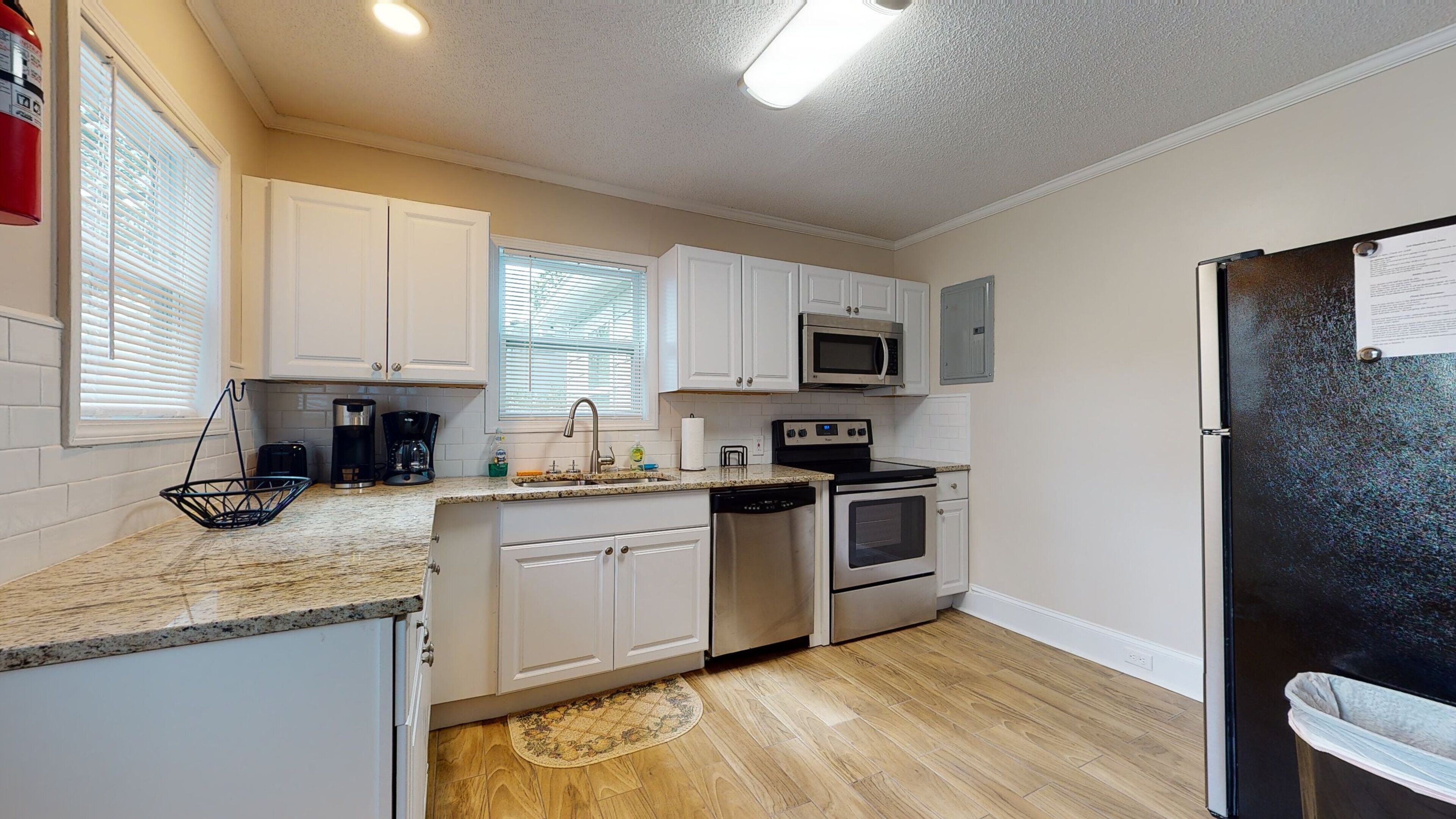 Convenient to everything!!