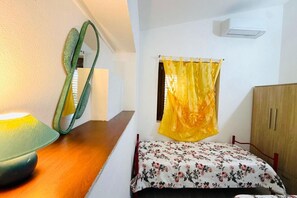 3 bedrooms, iron/ironing board