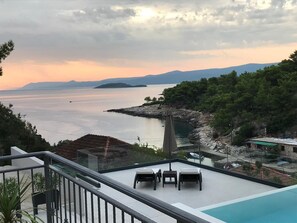 Property grounds - Holiday Hvar LUX 2.  (Vrbanj)