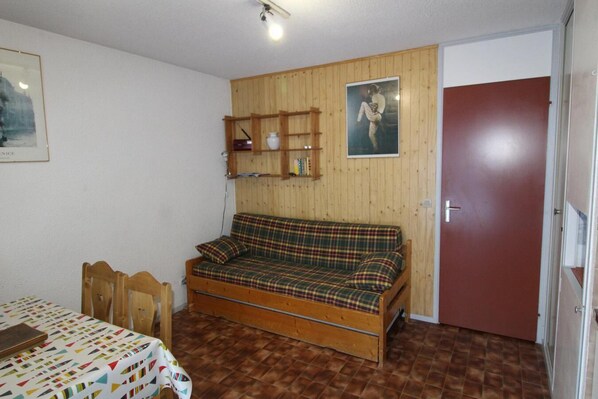 Living area - Ground floor, ski locker, 23m², Val Cenis (Lanslevillard)