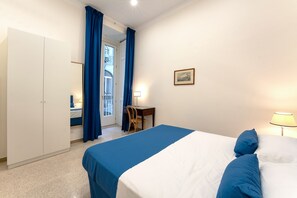 3 bedrooms, in-room safe, travel cot, free WiFi