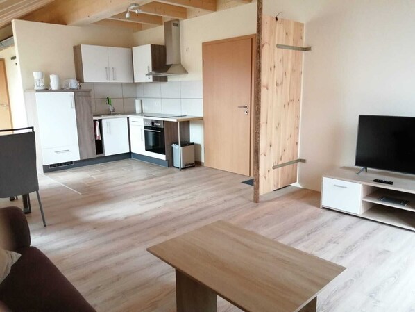 TV, ping pong, books