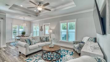 Smart TV, video games