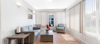 Comfortable Cottage With A Golf Cart - NOT LISTED ON FACEBOOK