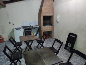 Dining - Quiet House (Seasonal and weekend rentals) (SP)