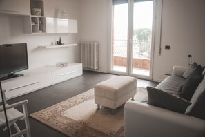TV - Nova Domus Flat (Siena)