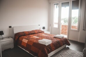 3 Schlafzimmer, Bügeleisen/Bügelbrett, kostenloses WLAN, Bettwäsche