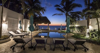 ***Stunning Oceanfront 5 BDRM Villa With Amazing Views Of The Caribbean Sea!***