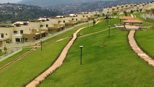 Exterior - 2 Bedroom apart in the heart of Vision City Kigali Rwanda (Kigali)