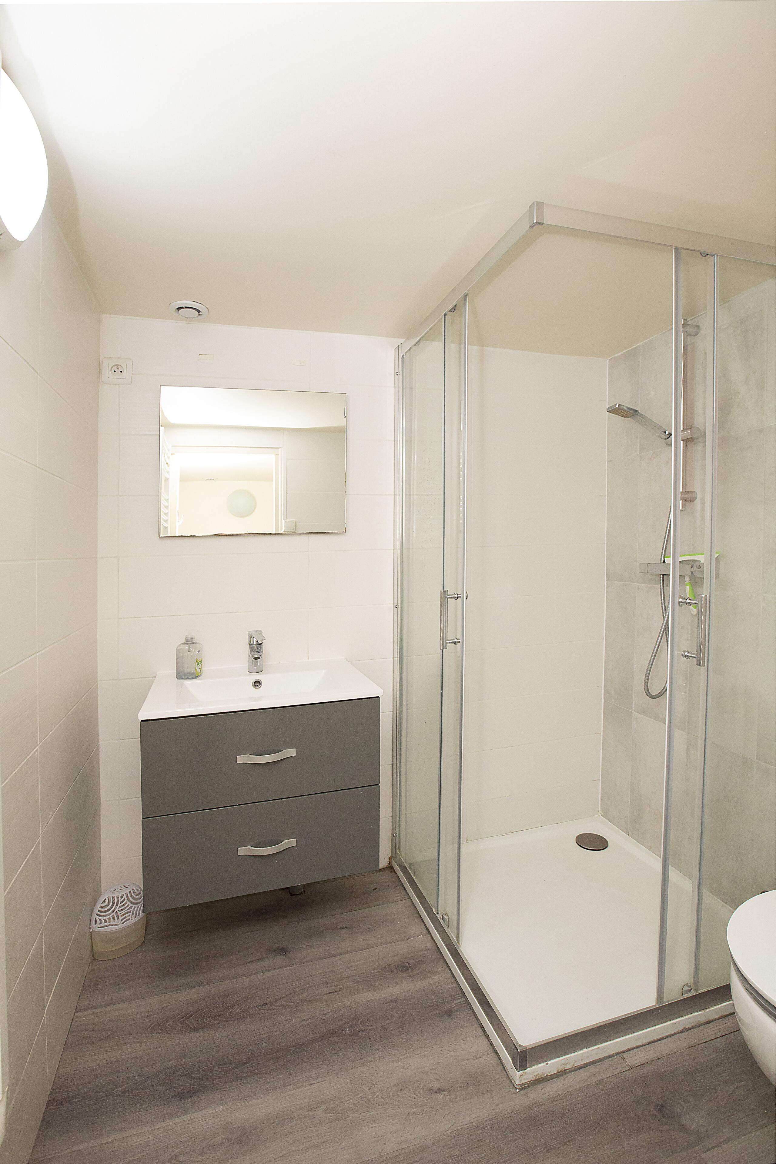 T2 35 m² independent on private driveway at the gates of Paris (1 to 4 people)