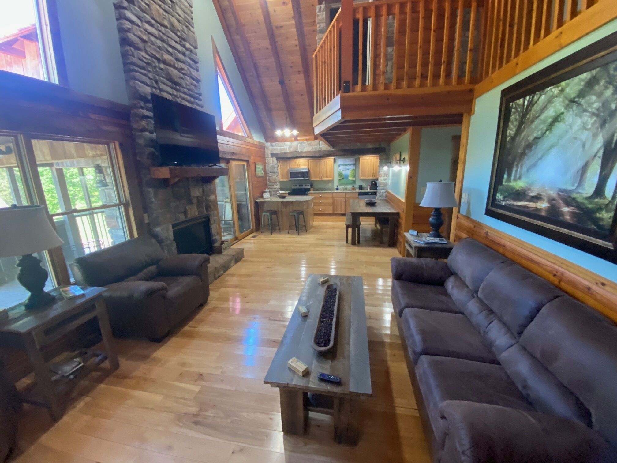 BARREN RIVER CABINS NEAR THE NARROWS MARINA AT BARREN RIVER LAKE