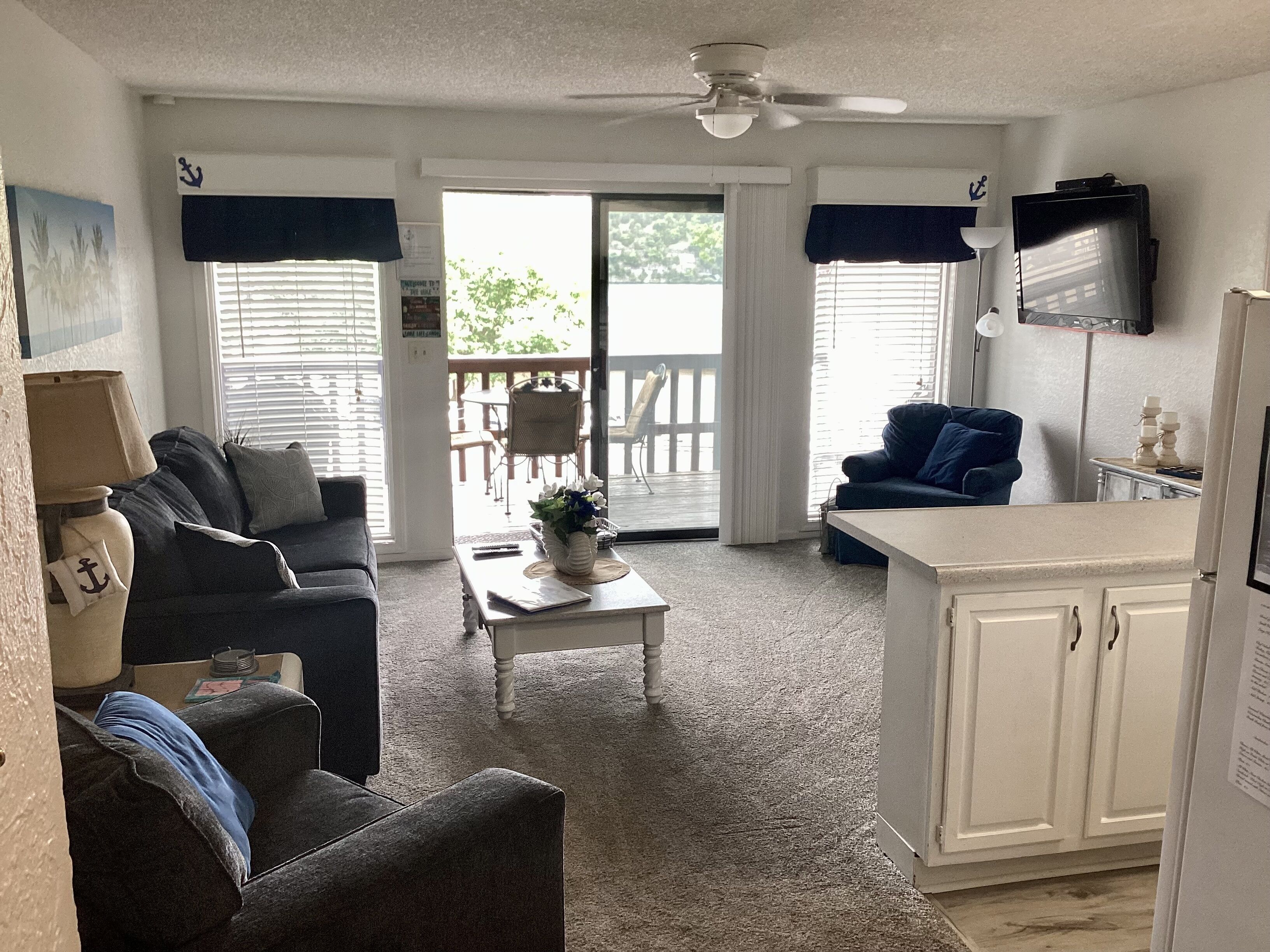 Relaxing Lake Life ⚓️ Condo @ Weston Point with 🚤 slip