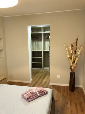 1 bedroom, desk, soundproofing, iron/ironing board