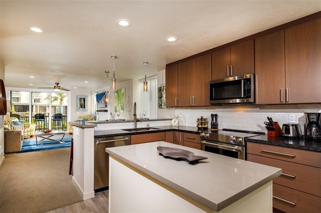 Luxurious and Spacious Condo steps from the Beach